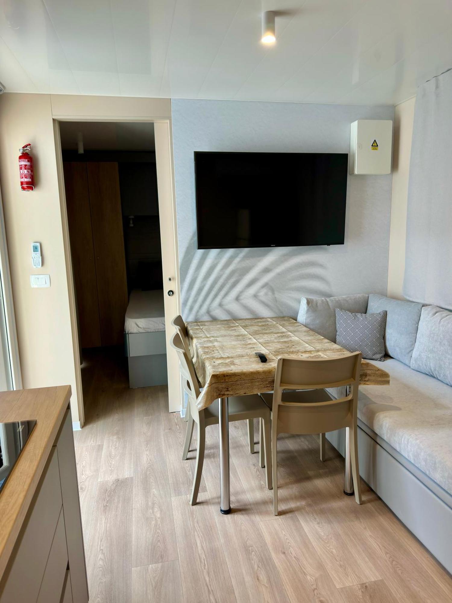 Kamp Slanik Mobile Homes Lovrečica Exterior foto